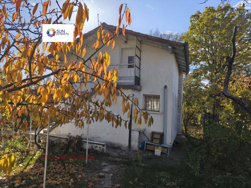 Продава КЪЩА, с. Селянин, област София област, снимка 2 - Къщи - 52184633