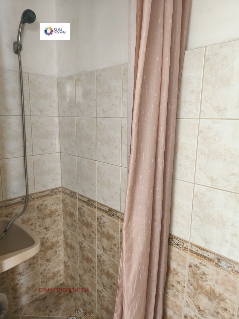 Продава КЪЩА, с. Селянин, област София област, снимка 15 - Къщи - 52184633