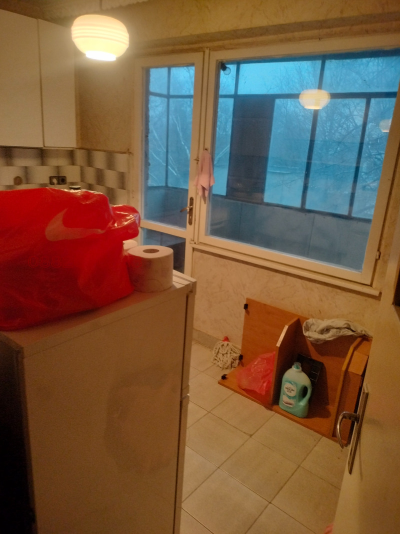 Продава 2-СТАЕН, гр. Русе, Дружба 1, снимка 7 - Апартаменти - 52792156