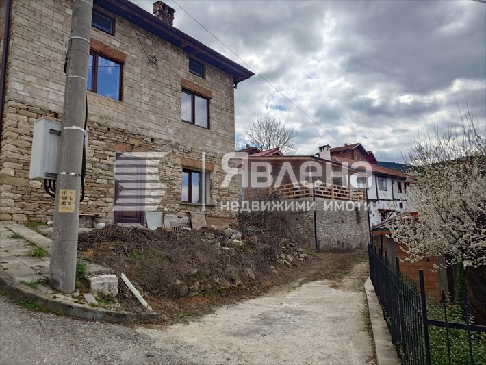 Продава КЪЩА, с. Павелско, област Смолян, снимка 6 - Къщи - 54744162