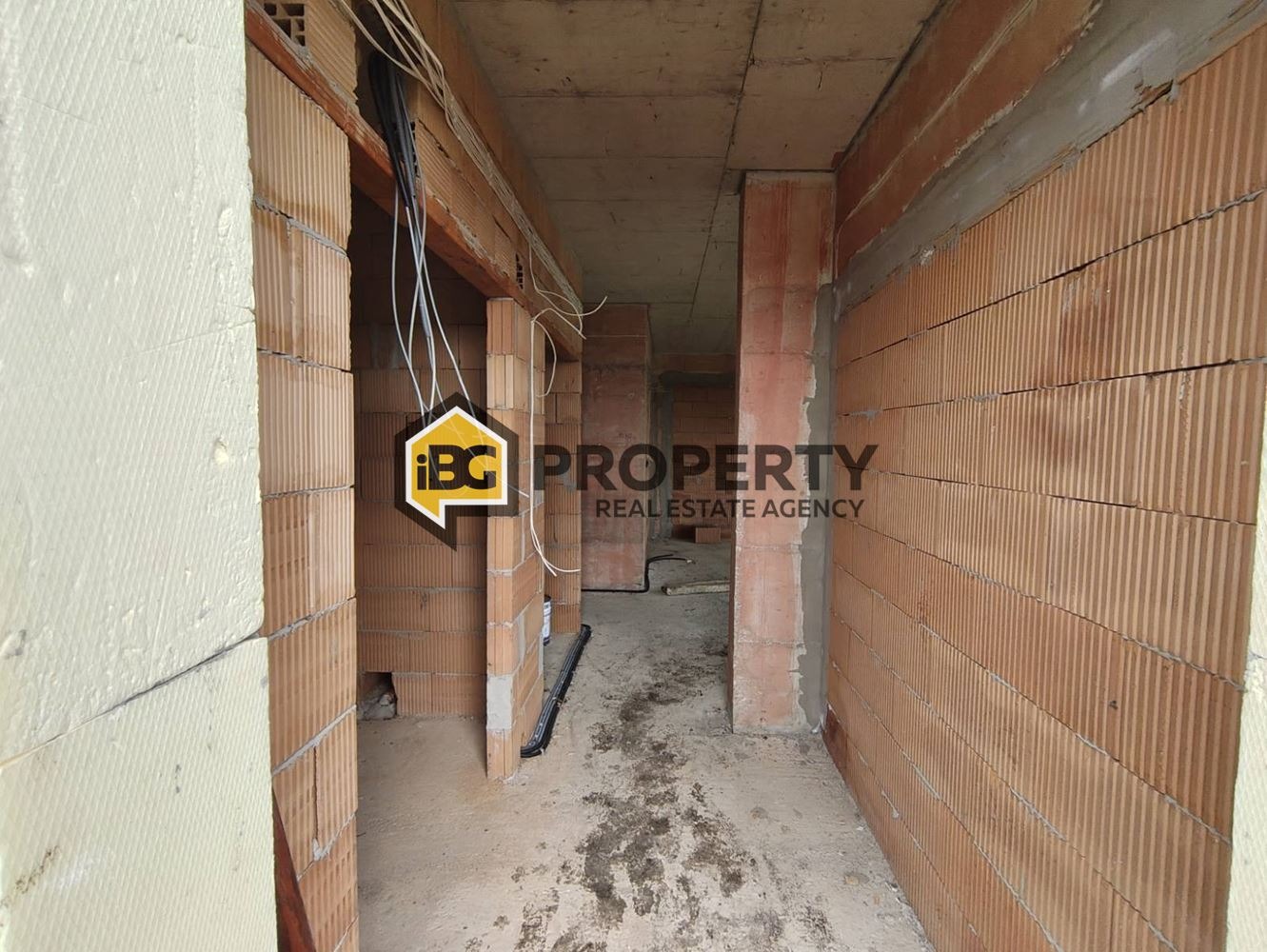 Продава КЪЩА, с. Калиманци, област Варна, снимка 4 - Къщи - 54193318