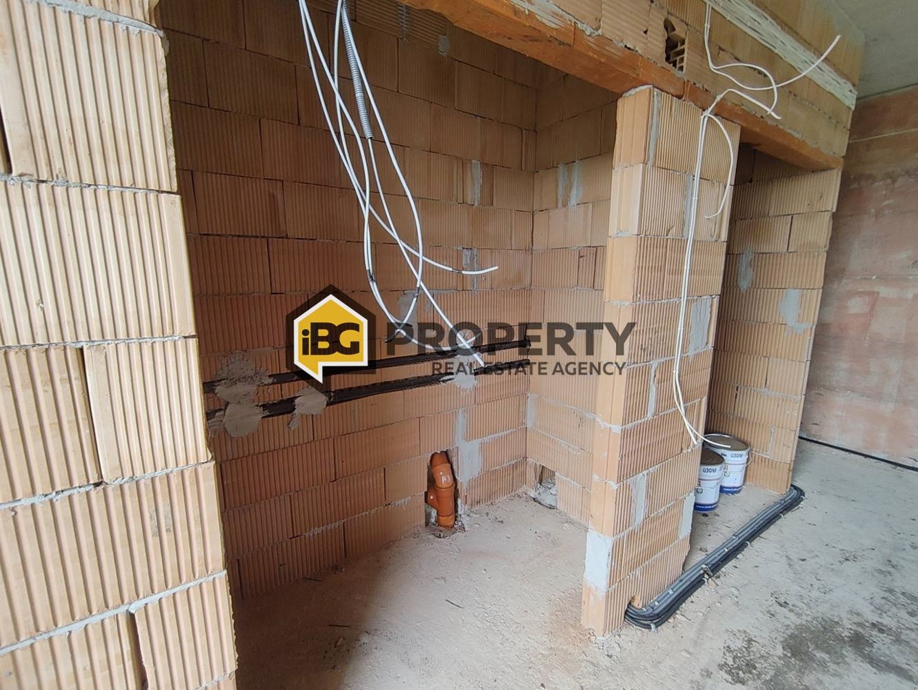 Продава КЪЩА, с. Калиманци, област Варна, снимка 5 - Къщи - 54193318