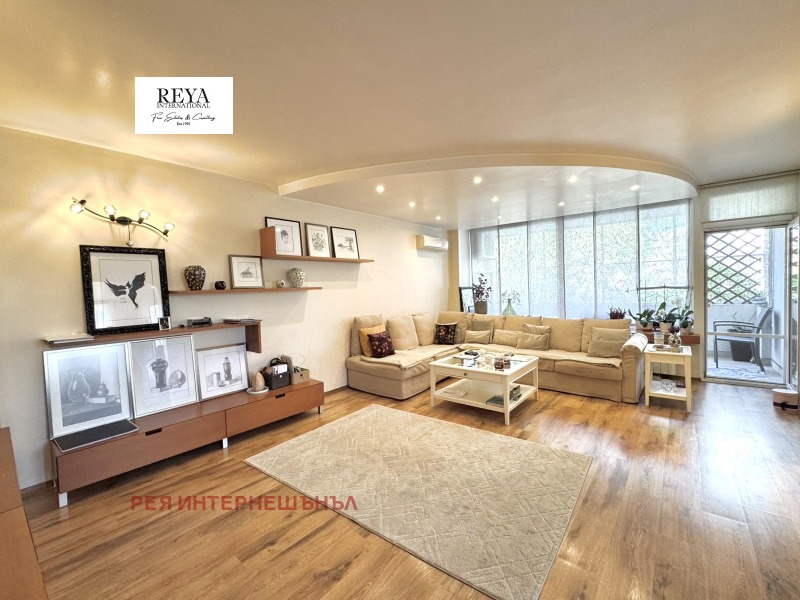 Продава МНОГОСТАЕН в град София, Изток - 200 кв.м / 790 000 € » 1 545 105.70 лв., РЕЯ ИНТЕРНЕШЪНЪЛ