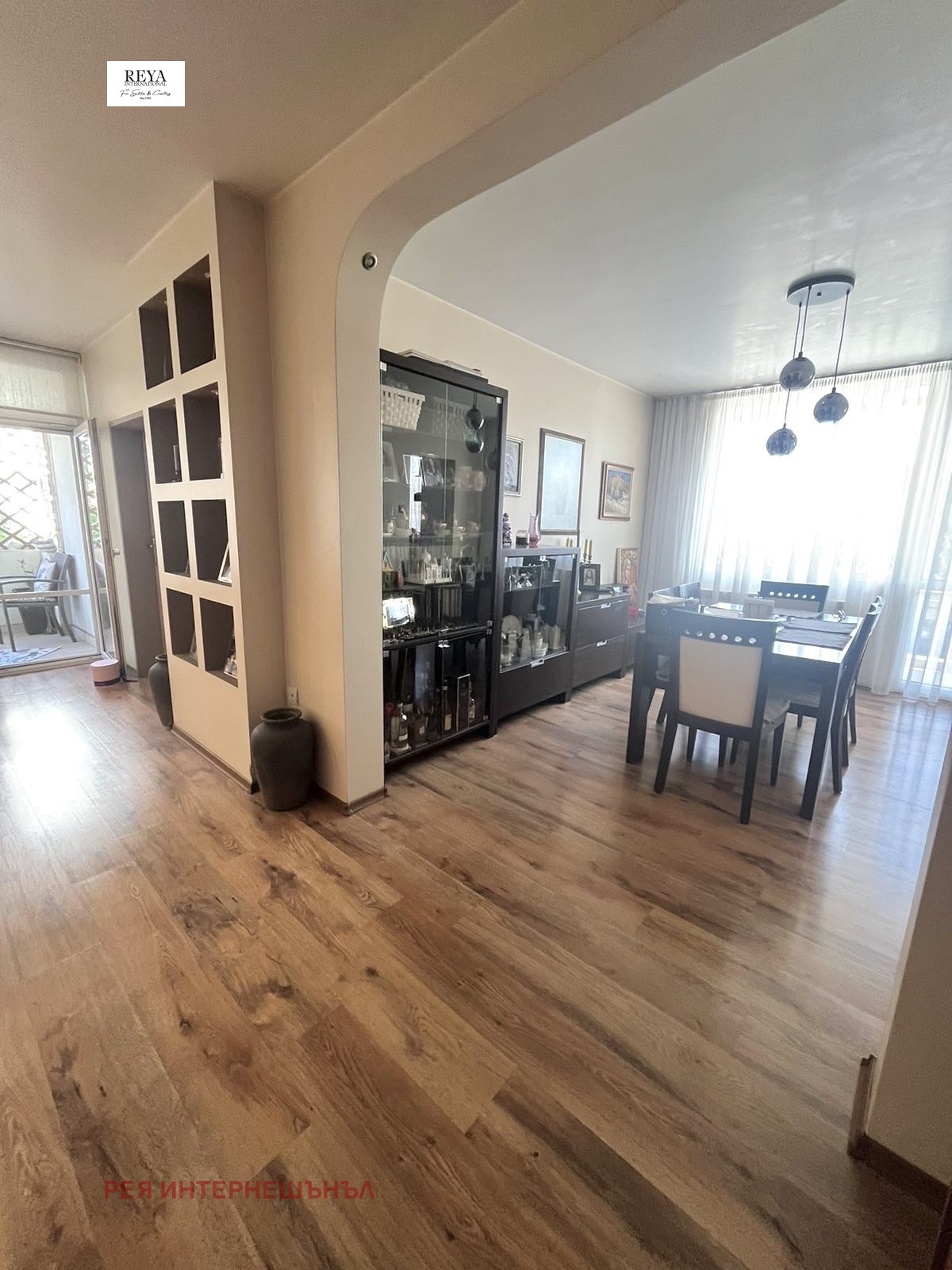 Продава МНОГОСТАЕН, гр. София, Изток, снимка 4 - Апартаменти - 53872752