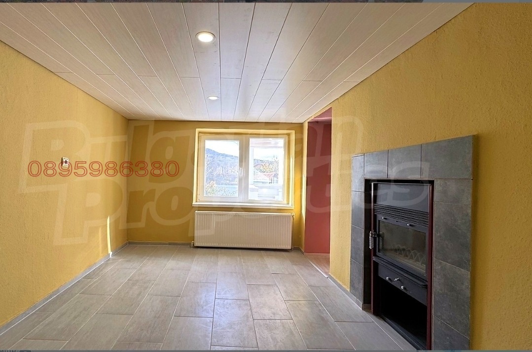 Продава КЪЩА, с. Елхово (Николаево), област Стара Загора, снимка 13 - Къщи - 54006259