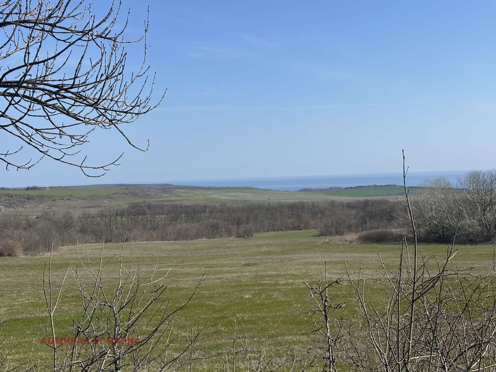 Продава ЗЕМЕДЕЛСКА ЗЕМЯ, гр. Бяла, област Варна