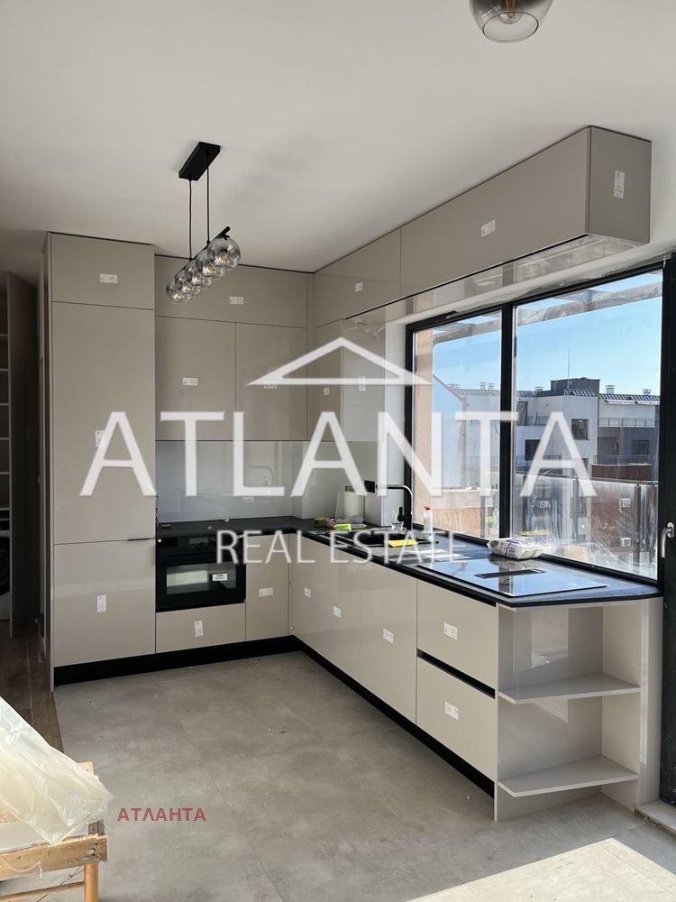 Продава  2-стаен, град Варна, к.к. Св.Св. Константин и Елена •  245 000 € • ID 69445817 — holmes.bg - [1] 