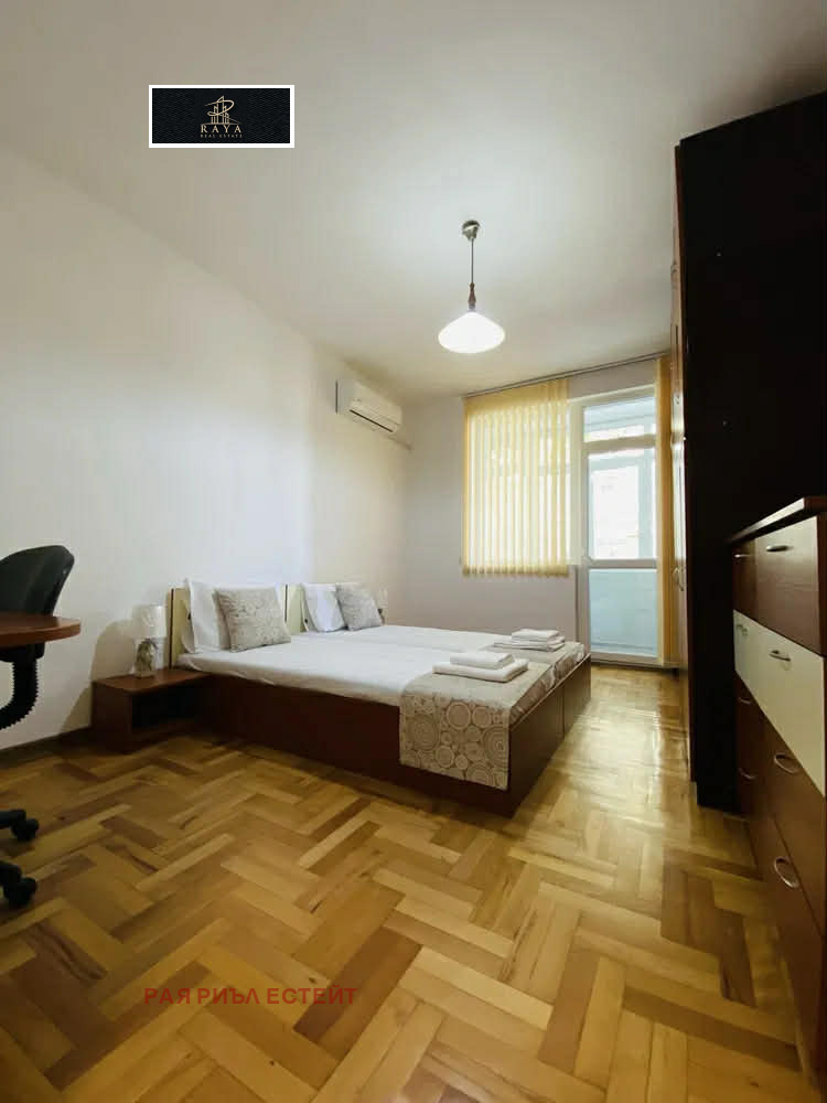 Продава 4-СТАЕН, гр. Пловдив, Център, снимка 5 - Апартаменти - 54429505