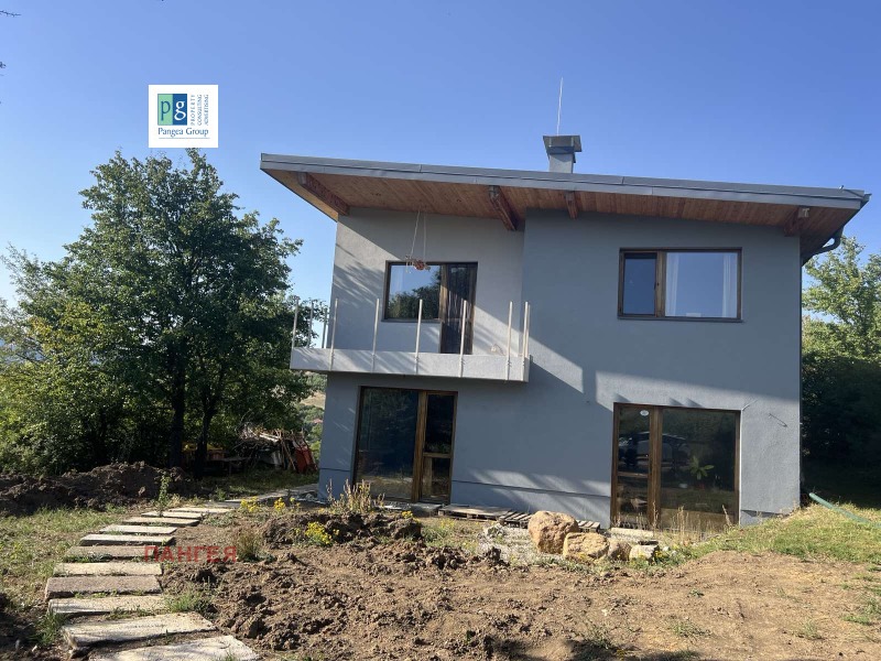 Myytävänä  Talo Pernikin alue , Golemo Butšino , 251 neliömetriä | 36839754 - kuva [2]