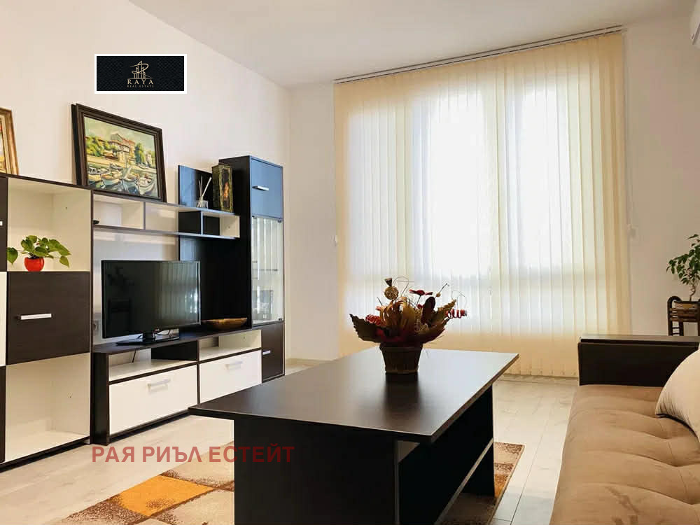 Продава 4-СТАЕН, гр. Пловдив, Център, снимка 2 - Апартаменти - 54429505