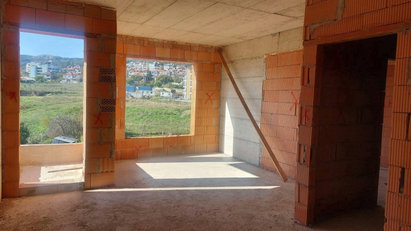 Продава 3-СТАЕН в град Варна, Виница - 109 кв.м / 141 596 € » 276 937.70 лв., АБЛЕНА