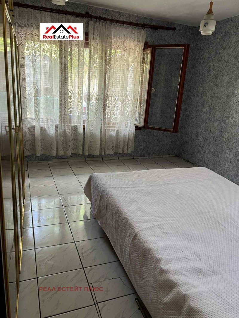 Продава КЪЩА, с. Гривица, област Плевен, снимка 2 - Къщи - 52376319