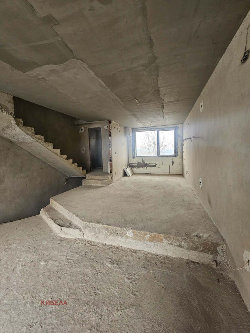 Продава КЪЩА, гр. Плевен, Кайлъка, снимка 2 - Къщи - 53379850