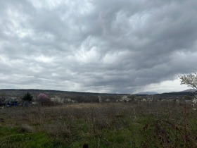 Парцел гр. Хисаря, област Пловдив