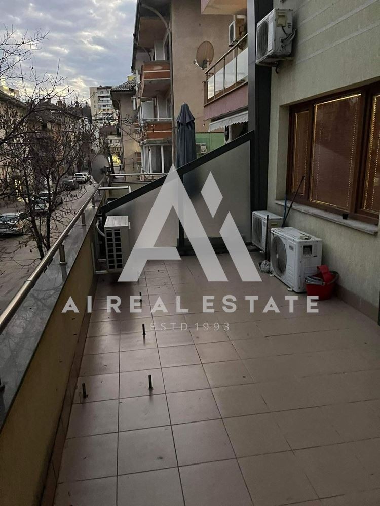 Продава 2-СТАЕН, гр. Плевен, Идеален център, снимка 3 - Апартаменти - 53495599