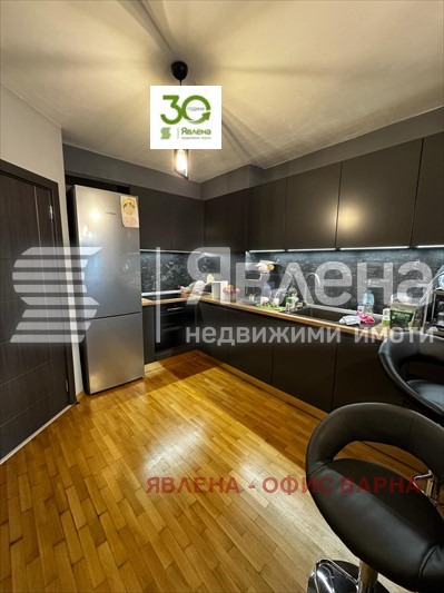 Продава 3-СТАЕН, гр. Варна, Централна поща, снимка 2 - Апартаменти - 55932225
