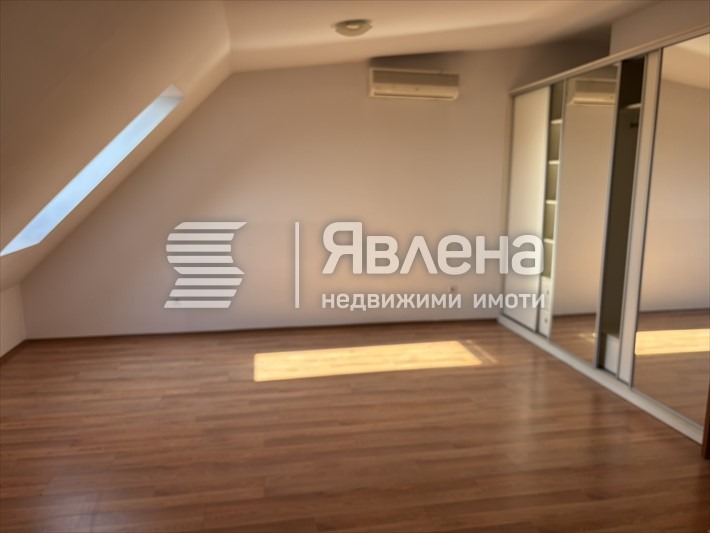 Продава 4-СТАЕН, гр. София, Оборище, снимка 11 - Апартаменти - 55546838