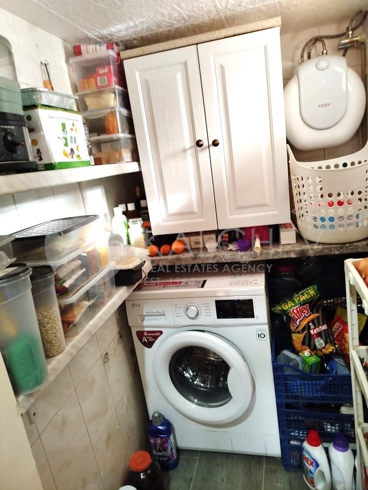 Продава КЪЩА, гр. Балчик, област Добрич, снимка 11 - Къщи - 46443380