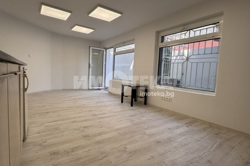 Продаја  Схоп Варна , Колхозен пазар , 90 м2 | 68641882 - слика [7]