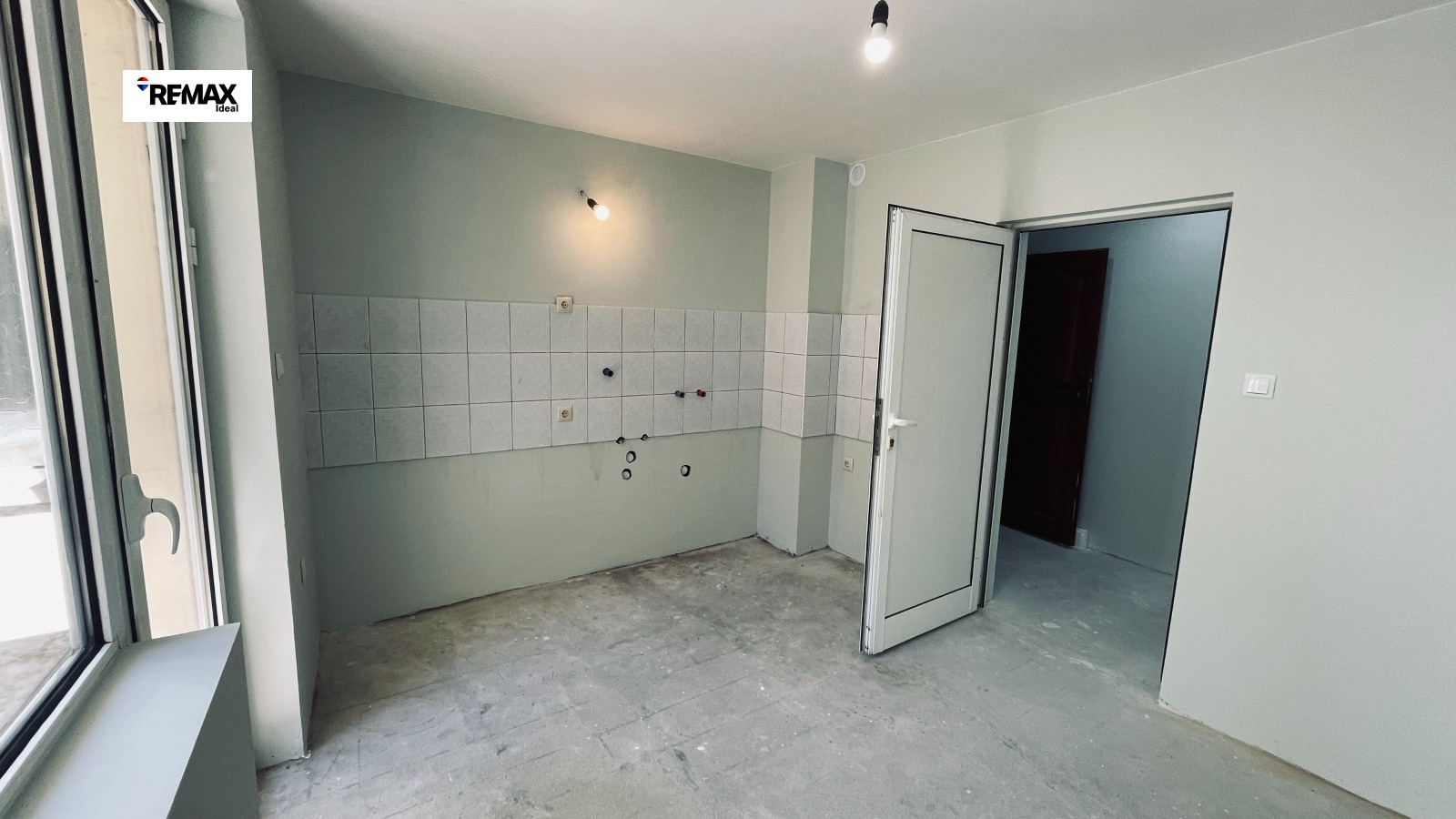 Продава 2-СТАЕН, гр. Варна, Център, снимка 4 - Апартаменти - 56124523
