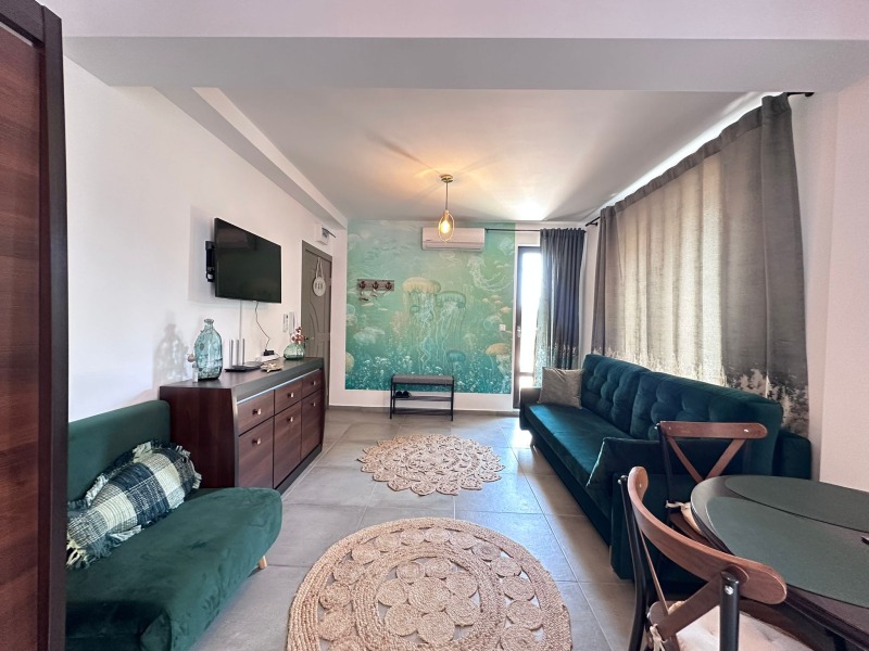 Продава 1-СТАЕН в област Бургас, гр. Свети Влас - 38 кв.м / 84 900 € » 166 049.97 лв., БОЛГАРСКИЙ ДОМ
