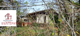 Huvila m-t Orleto, Pleven 4