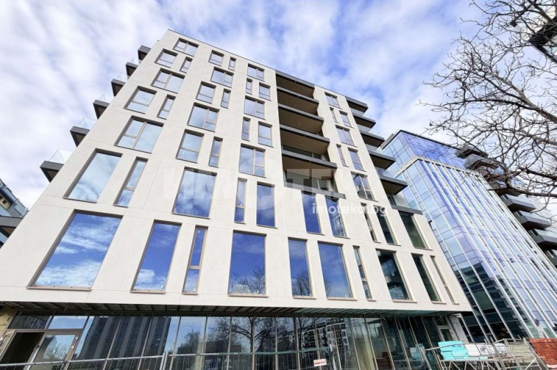 Продава 2-СТАЕН, гр. София, Хладилника