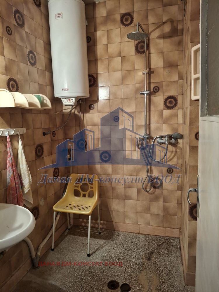 Продава 3-СТАЕН, гр. Шумен, Център, снимка 9 - Апартаменти - 54143232