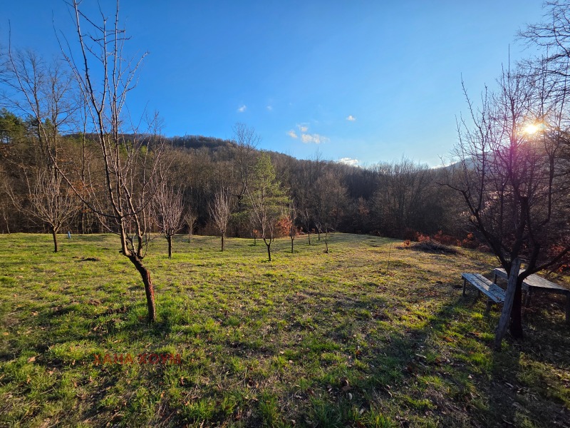 Продава ПАРЦЕЛ, гр. Троян, област Ловеч, снимка 3 - Парцели - 51157362