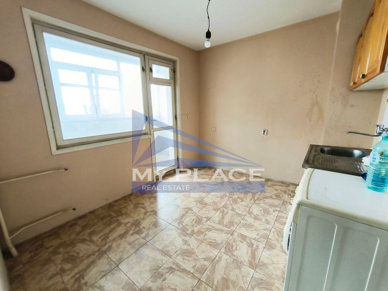 Продава 4-СТАЕН, гр. Шумен, Добруджански, снимка 5 - Апартаменти - 53884551