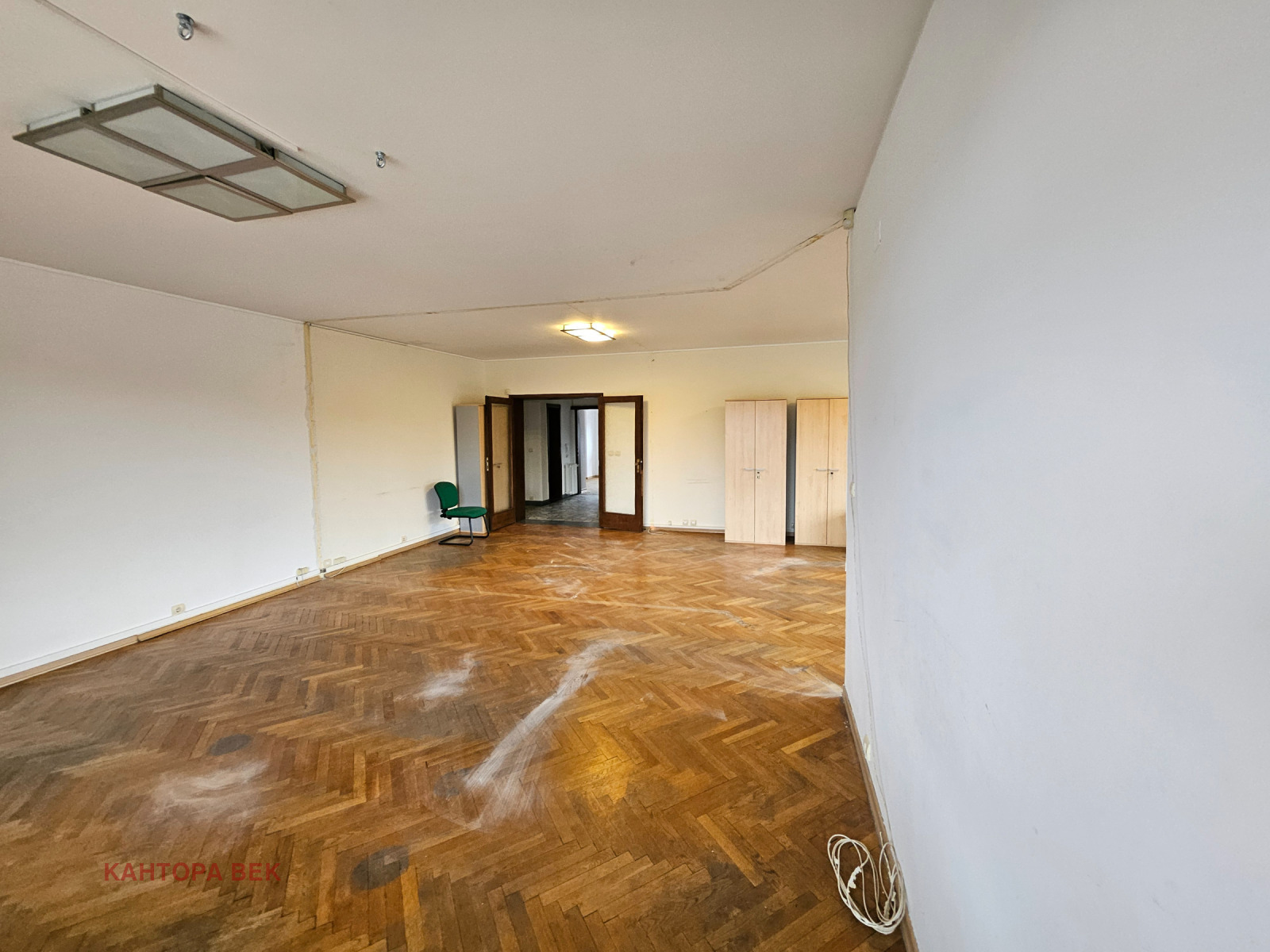 Продава МНОГОСТАЕН, гр. София, Яворов, снимка 2 - Апартаменти - 54065013