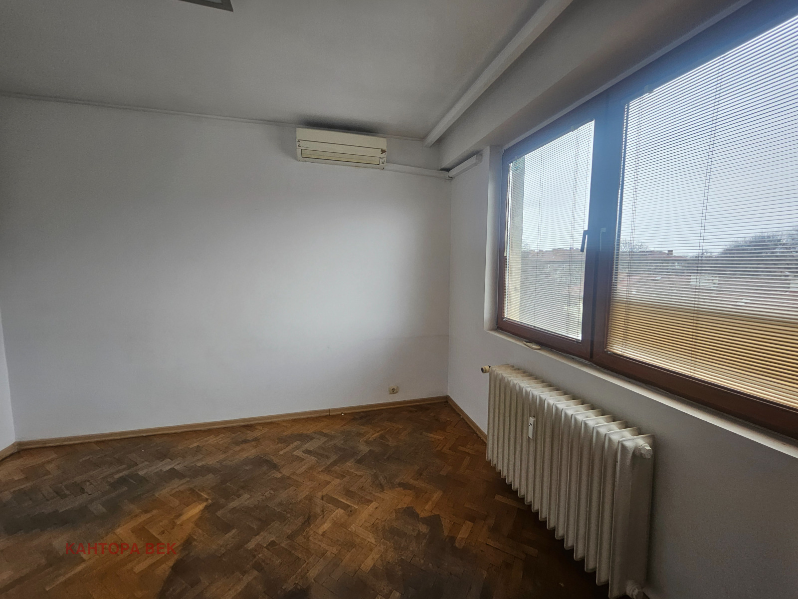 Продава МНОГОСТАЕН, гр. София, Яворов, снимка 8 - Апартаменти - 54065013