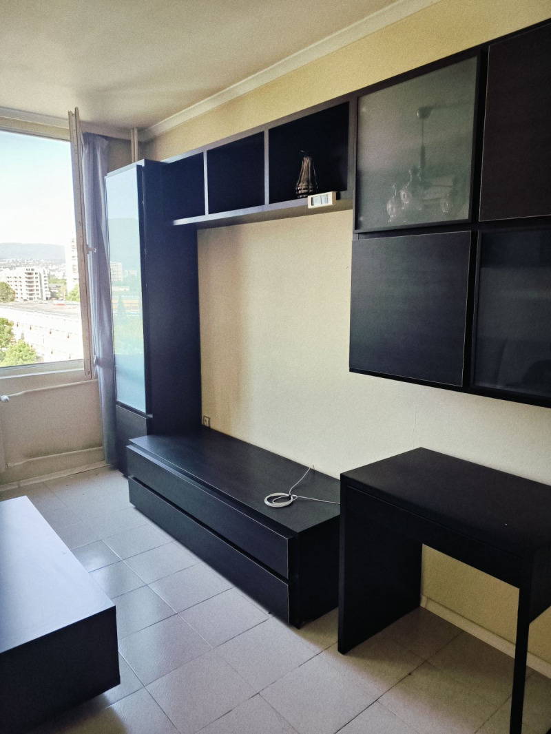 Myytävänä  Studio Sofia , Krasna poljana 3 , 52 neliömetriä | 80928872 - kuva [2]