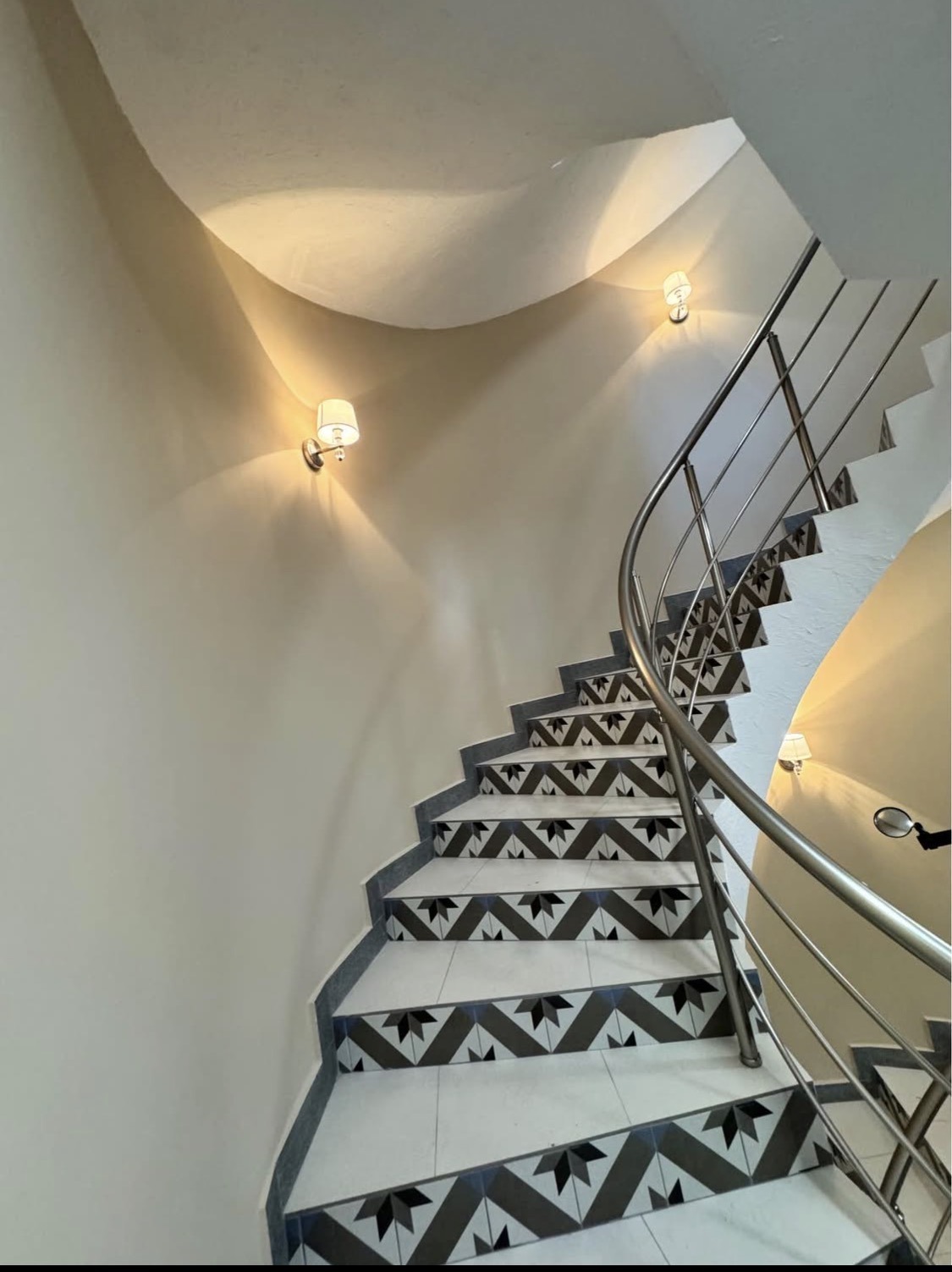 Продава 3-СТАЕН, гр. Варна, к.к. Чайка, снимка 2 - Апартаменти - 52126708