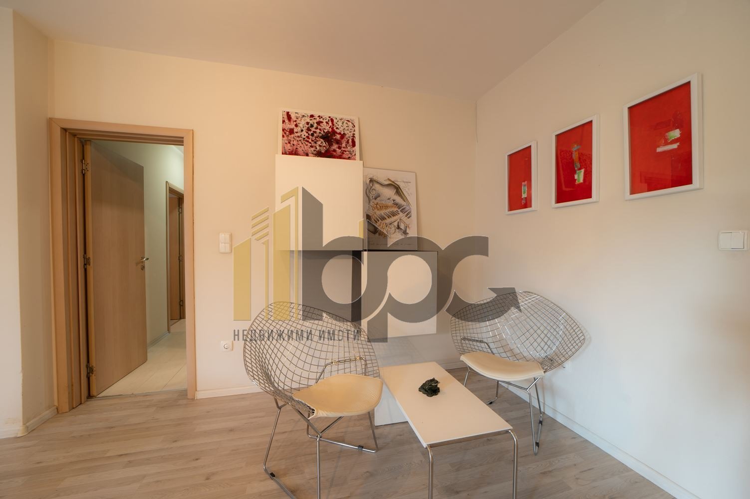 Продава 4-СТАЕН, гр. София, Полигона, снимка 2 - Апартаменти - 53685819