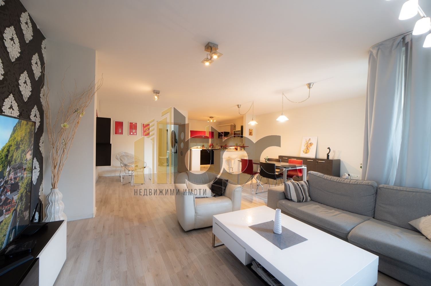 Продава 4-СТАЕН, гр. София, Полигона