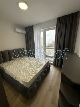 1 chambre m-t Ptchelina, Varna 4