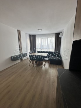 1 chambre m-t Ptchelina, Varna 2