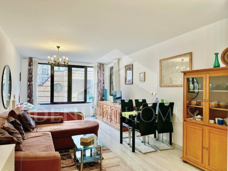 In vendita  Studio Sofia , Oborishte , 50 mq | 88090632