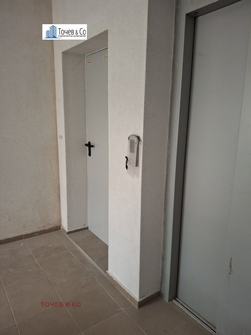 Продава 2-СТАЕН, гр. Бургас, област Бургас, снимка 2 - Апартаменти - 52360391