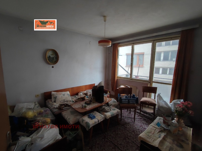 Продава  Етаж от къща град Пазарджик , Окръжна болница , 102 кв.м | 90209401 - изображение [3]