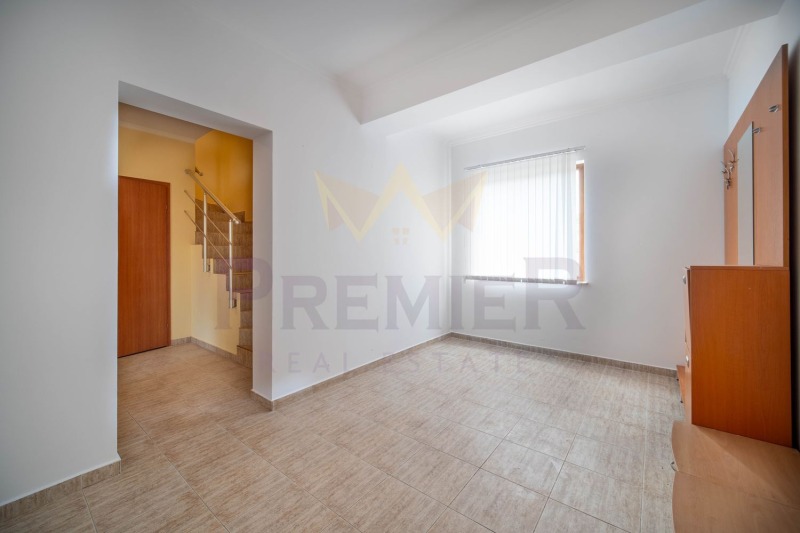 De vânzare  Casa regiunea Dobrich , Balciic , 250 mp | 62925756 - imagine [8]