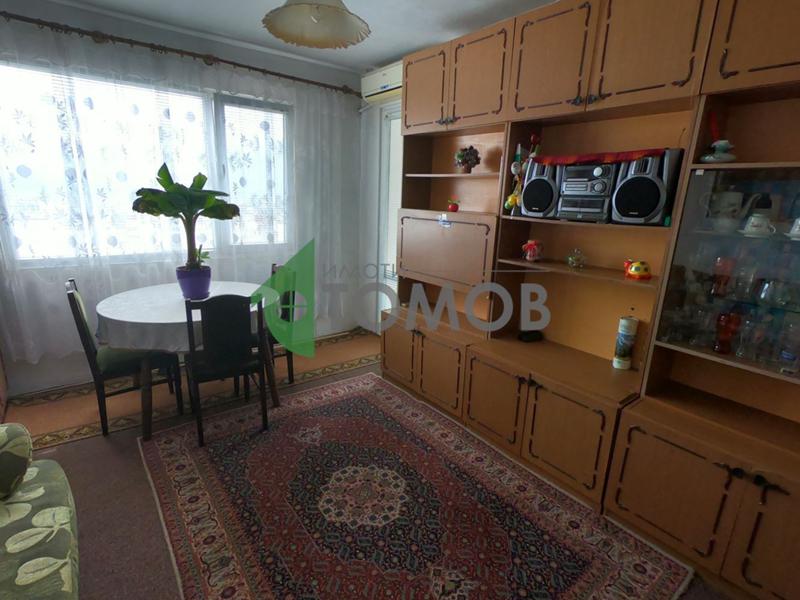 Продава  2-стаен град Шумен , Боян Българанов 1 , 74 кв.м | 13501940 - изображение [3]