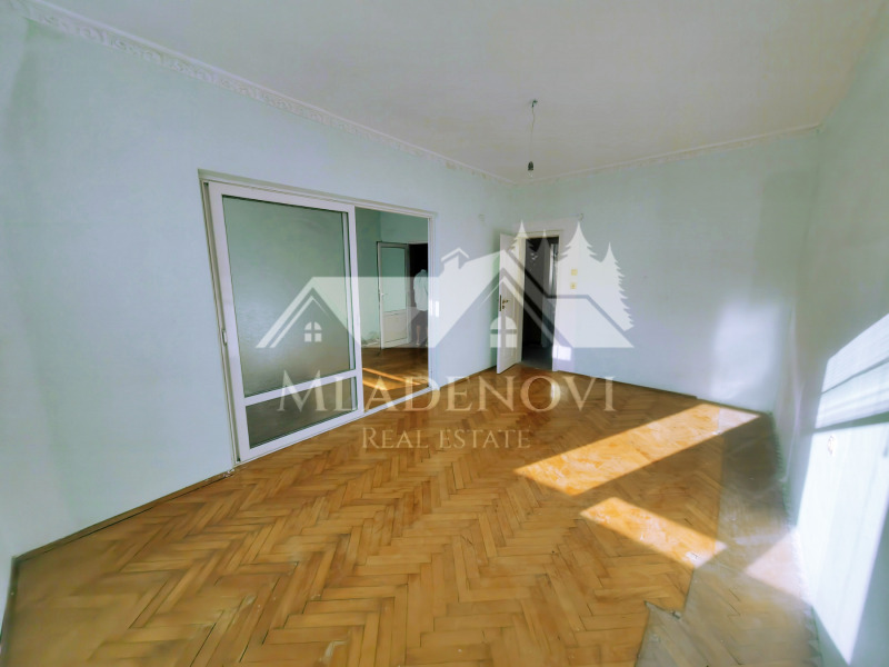 Till salu  2 sovrum Burgas , Centar , 85 kvm | 34137150 - bild [5]