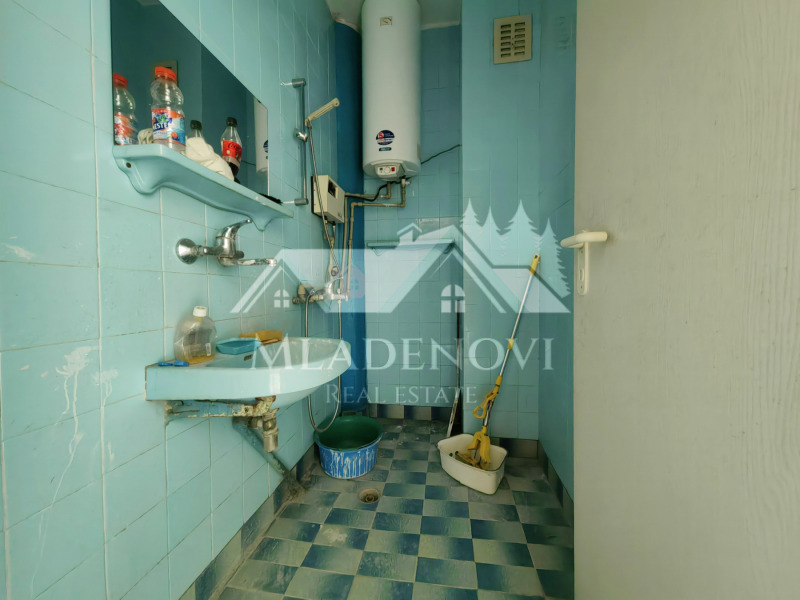 À venda  2 quartos Burgas , Centar , 85 m² | 34137150 - imagem [10]