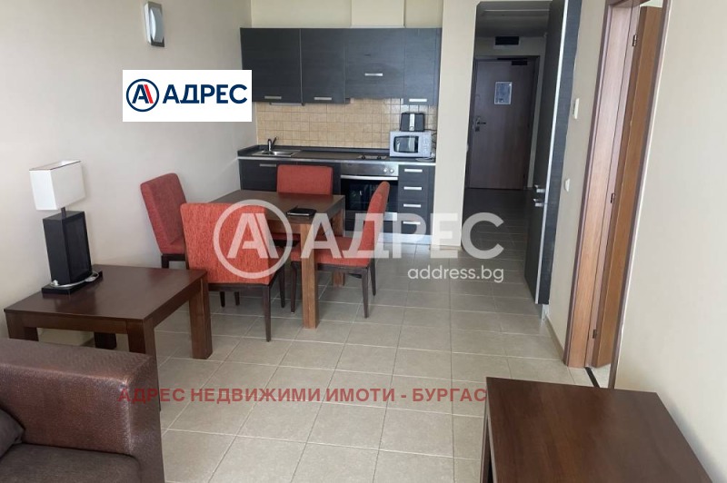 Продава 3-СТАЕН, гр. Поморие, област Бургас, снимка 2 - Aпартаменти - 47403599