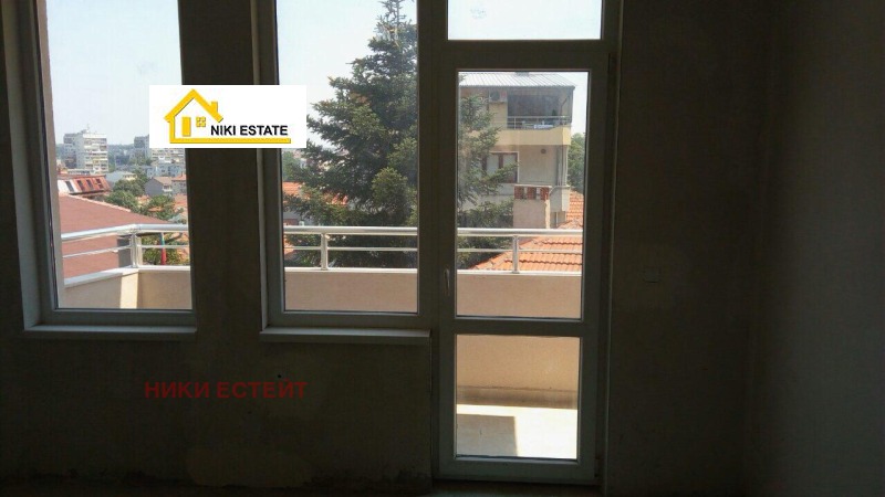 Te koop  2 slaapkamers Dobritsj , Tsentar , 115 m² | 25888892 - afbeelding [8]