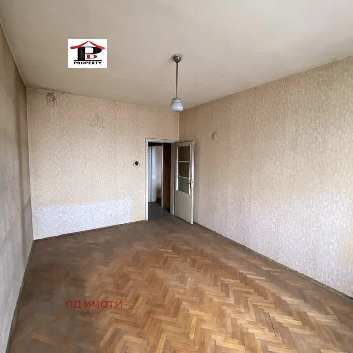Продава 3-СТАЕН, гр. София, Център, снимка 3 - Апартаменти - 54560119