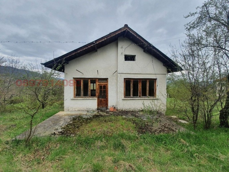 Продава ВИЛА, с. Добревци, област Ловеч, снимка 3 - Вили - 52780928