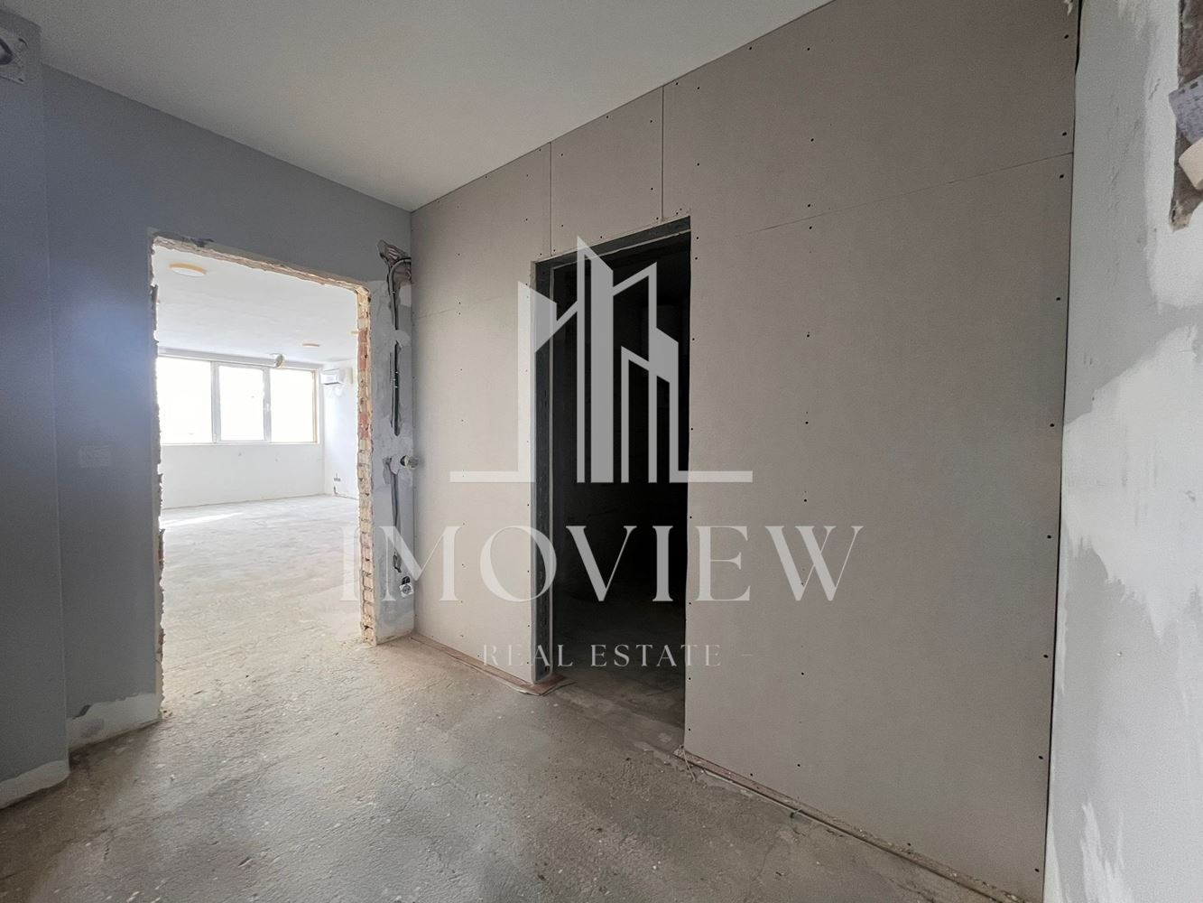 Продава 4-СТАЕН, гр. Варна, ЖП Гара, снимка 5 - Апартаменти - 53808206